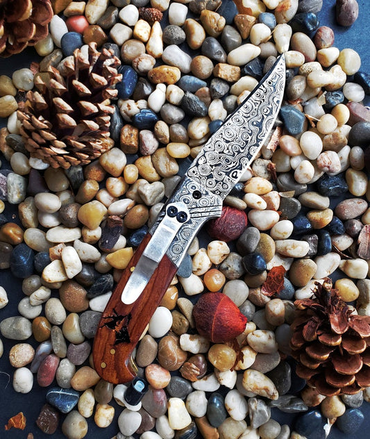 TKC-TF-001X - Titan Classico Raindrop Damascus Folding Blade EDC Buck Engraved