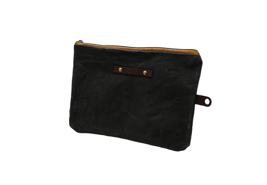 The Overnighter Pouch